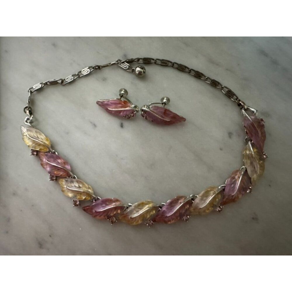 Vintage signed Lisner silve-tone thermoset demi-parure, pink/yellow.